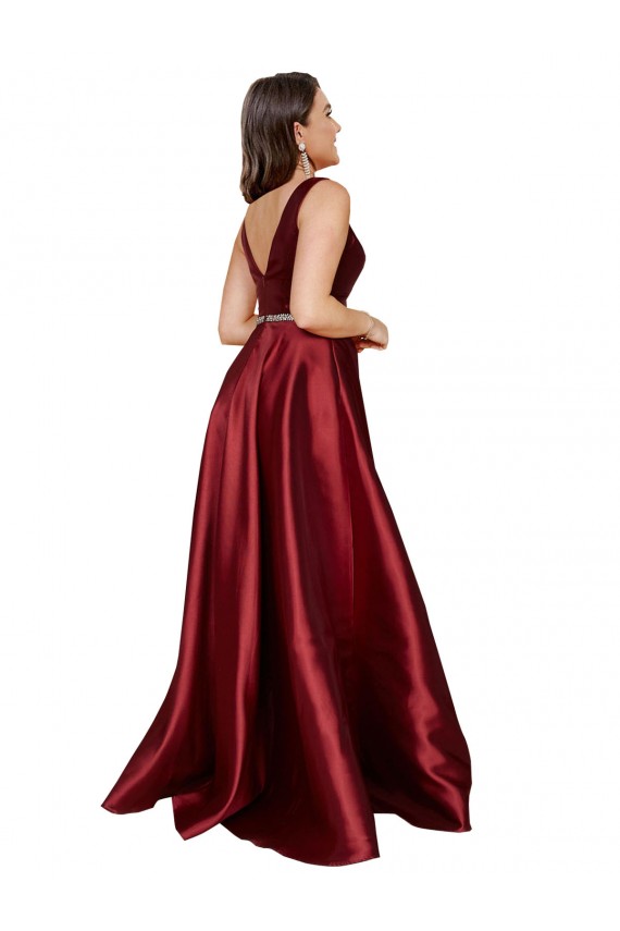 Sleeveless Deep V-Neck A-Line Satin Homecoming Dress with Pockets Canada