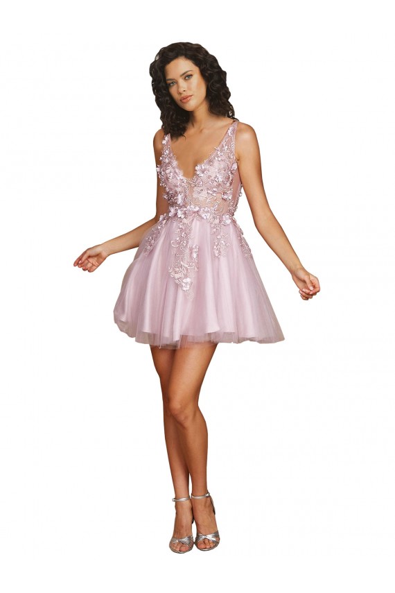 Sleeveless V-Neckline Short Homecoming Dress with Embellished Lace Appliques Canada