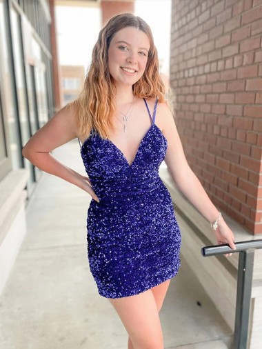 Sleeveless Short Velvet Sequin V-Neck Homecoming Dress Canada